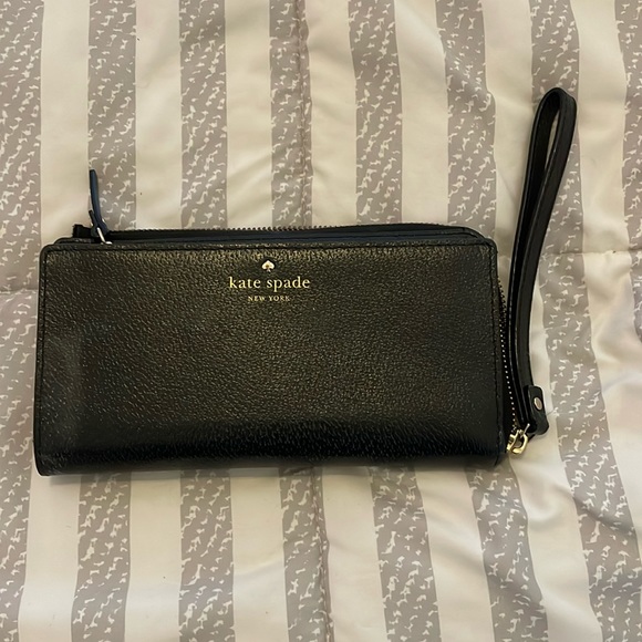 Kate spade wallet/wristlet - Picture 1 of 7